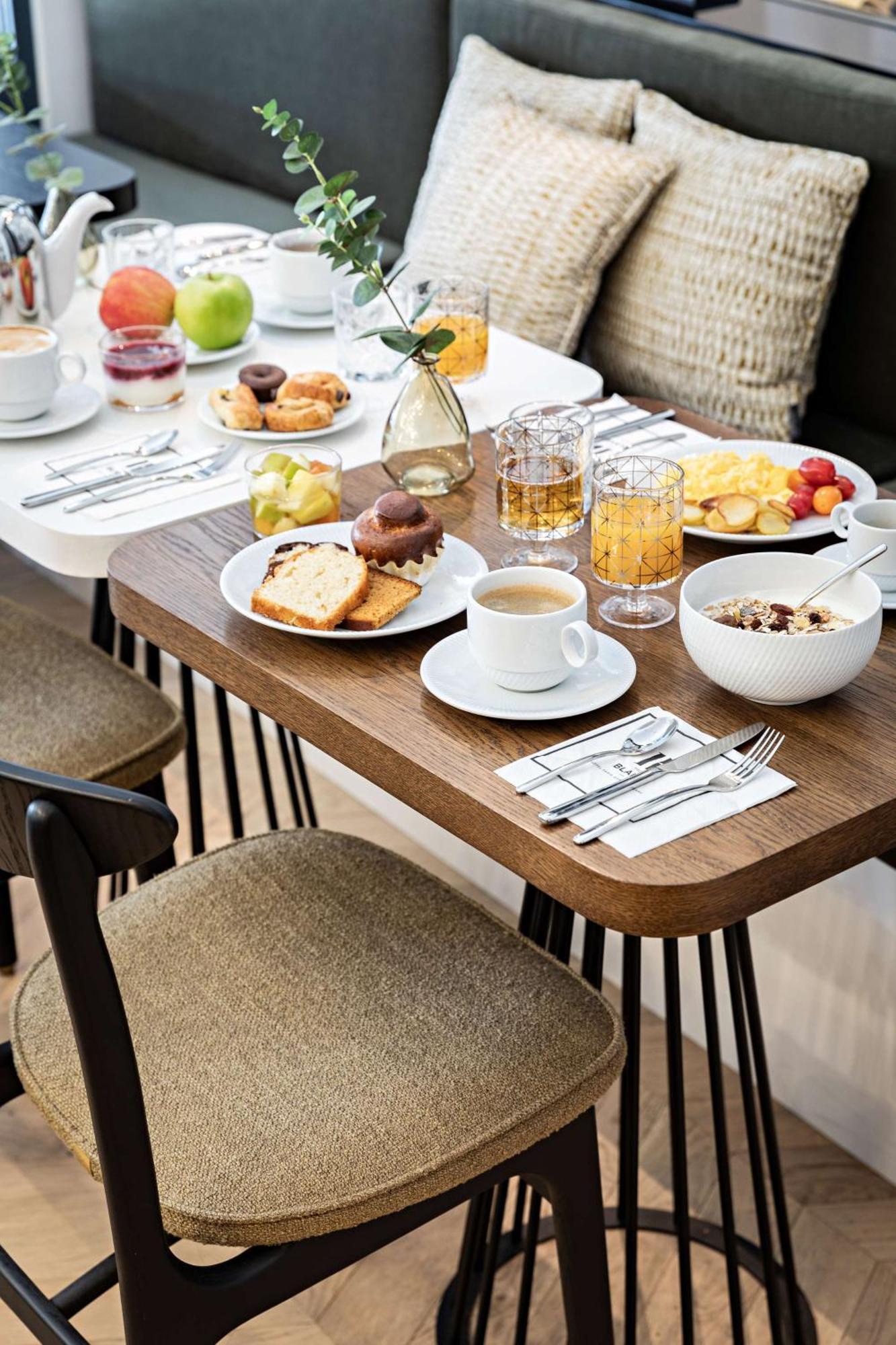 Best Western Premier The Blake Paris Gare Saint Lazare Exterior foto